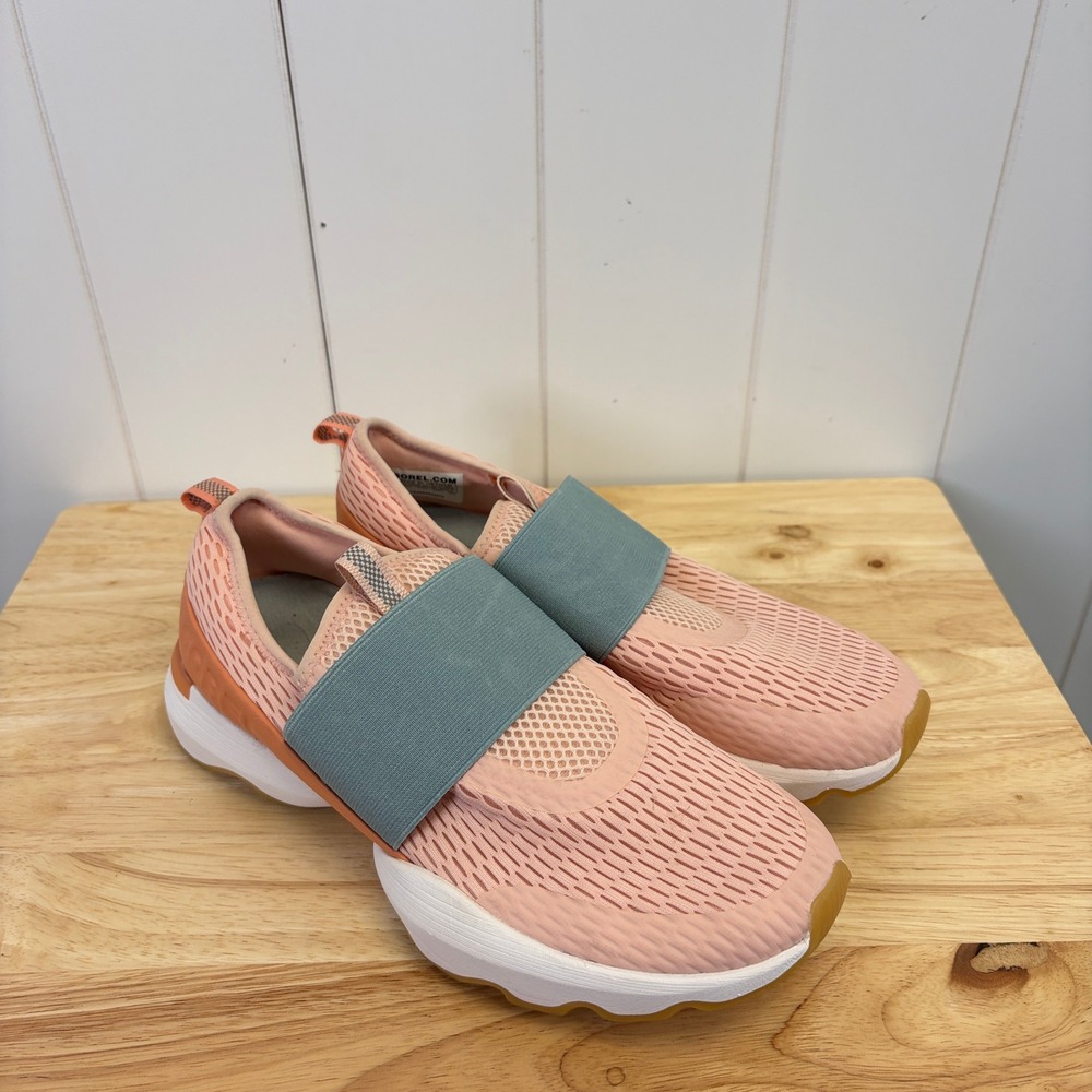 Sorel Kinetic Impact Strap Streetwear Sneaker Women Size 9.5 Sporty Preppy Comfy